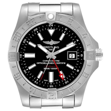 Breitling Avenger (M3239010.BF04.109W).